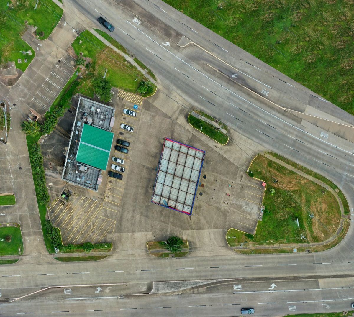 Top-down nadir aerial capture for GIS mapping